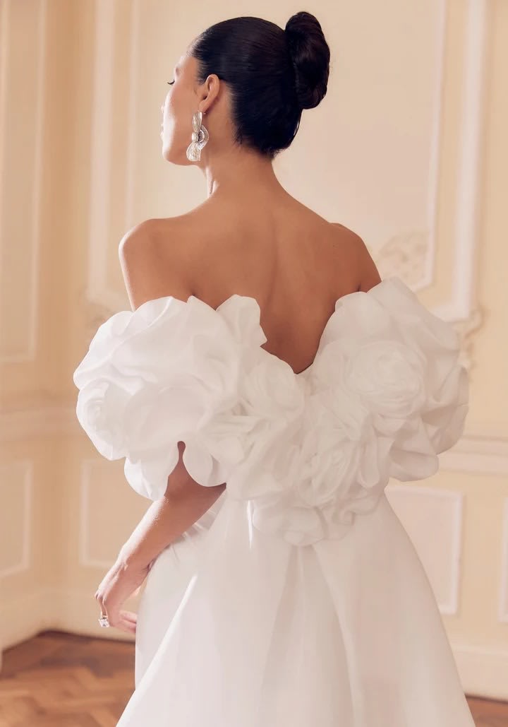 Ellis Bridals portfolio 3