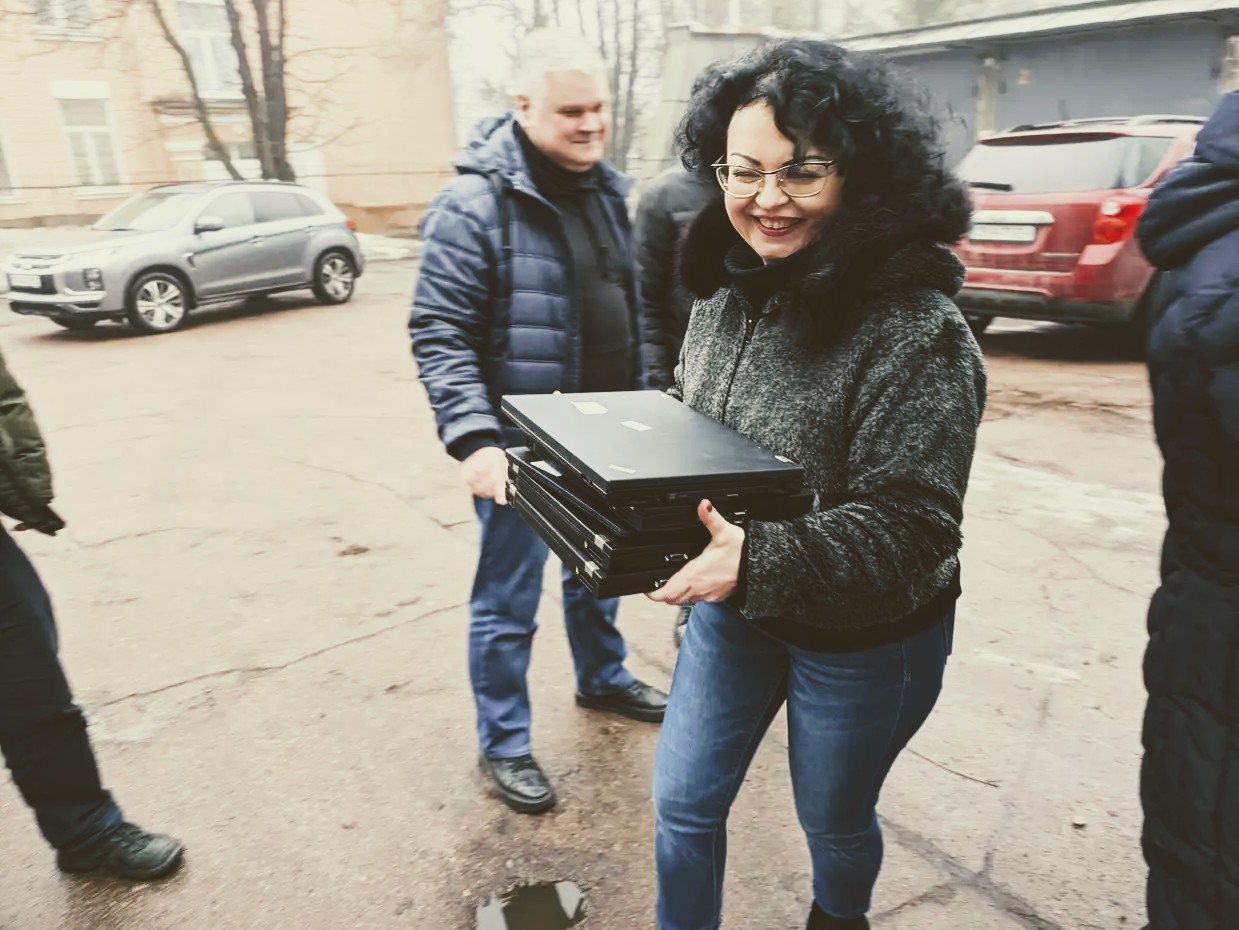 Linux Computer for schools in Ukraine