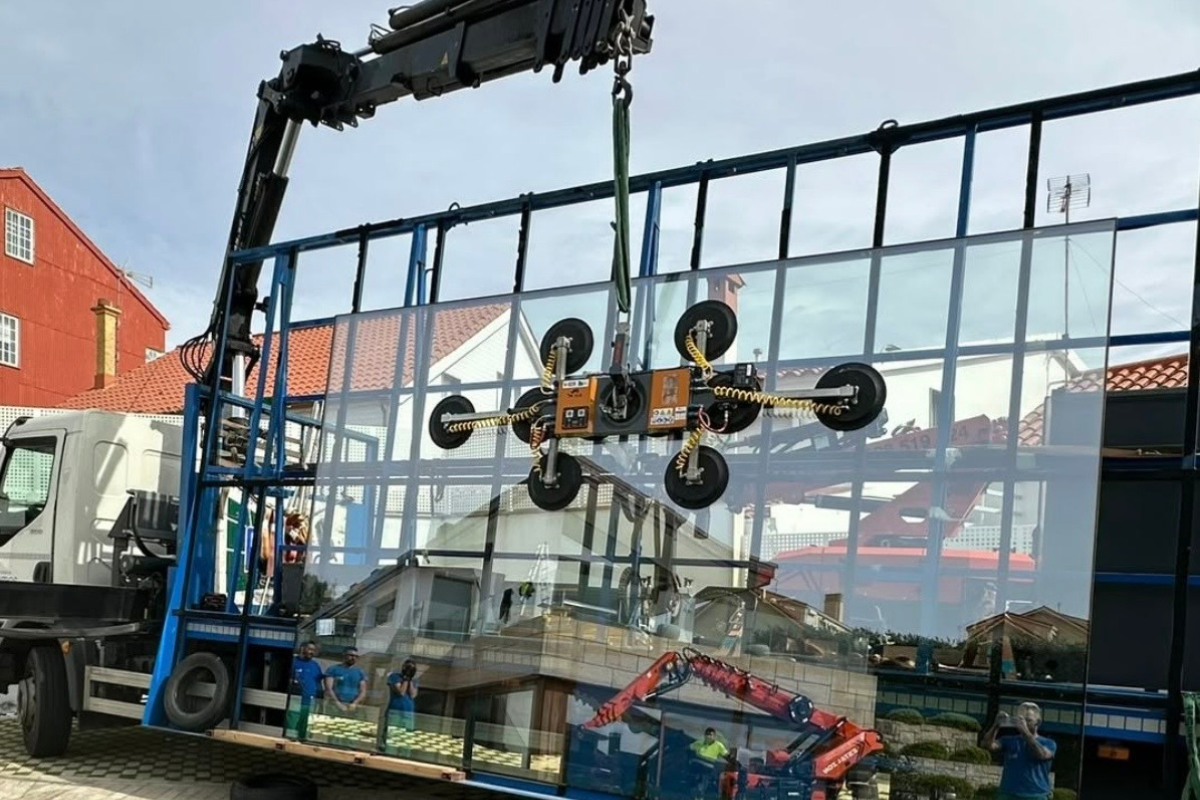 XL2 para instalación de vidrio en espacios limitados