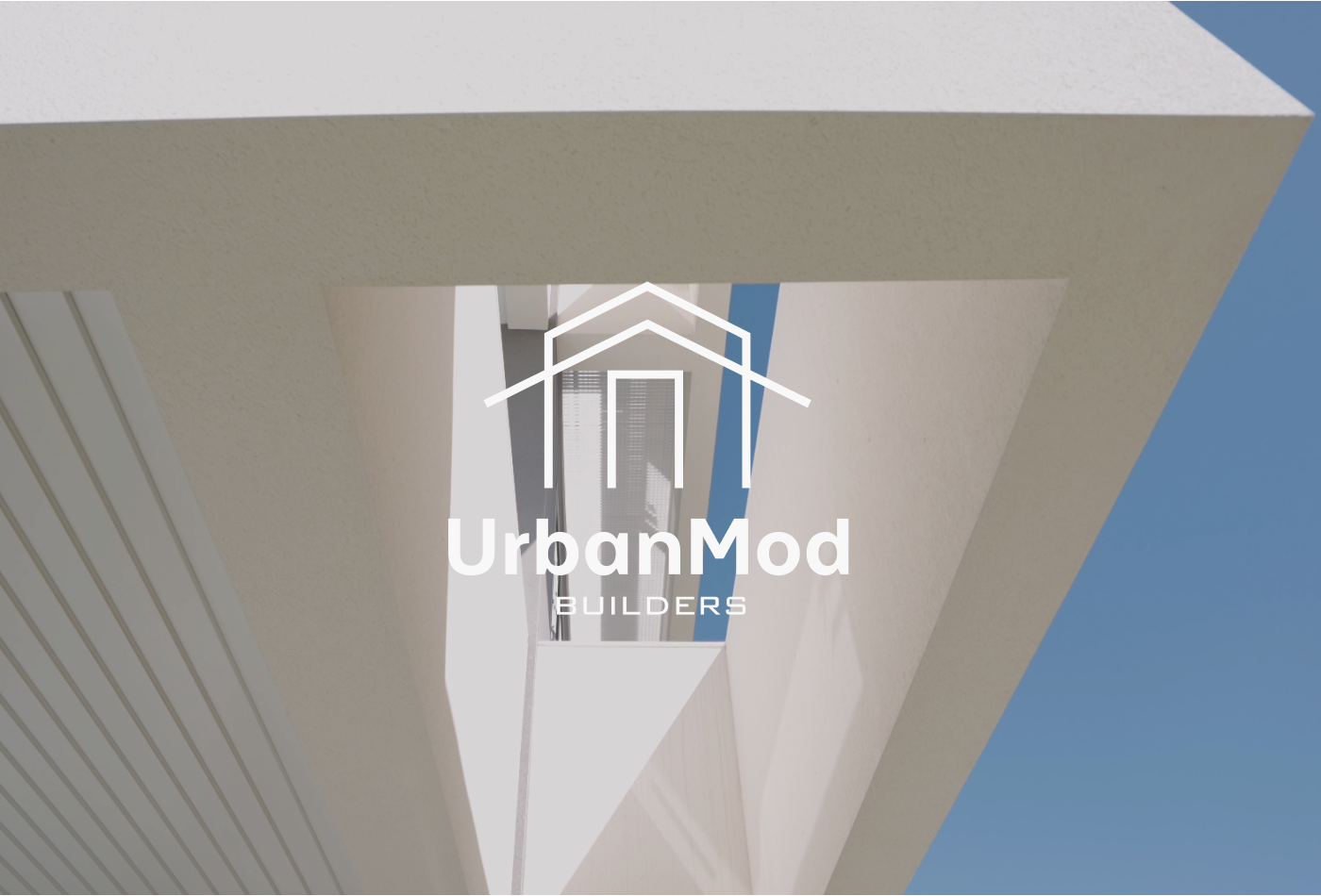 UrbanMod — сайт нерухомості, зверстаний на Webflow