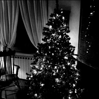 smartphone photography moon black&white