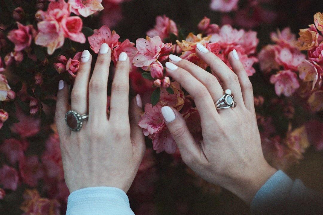 red nails vietnamese woman elegant hands