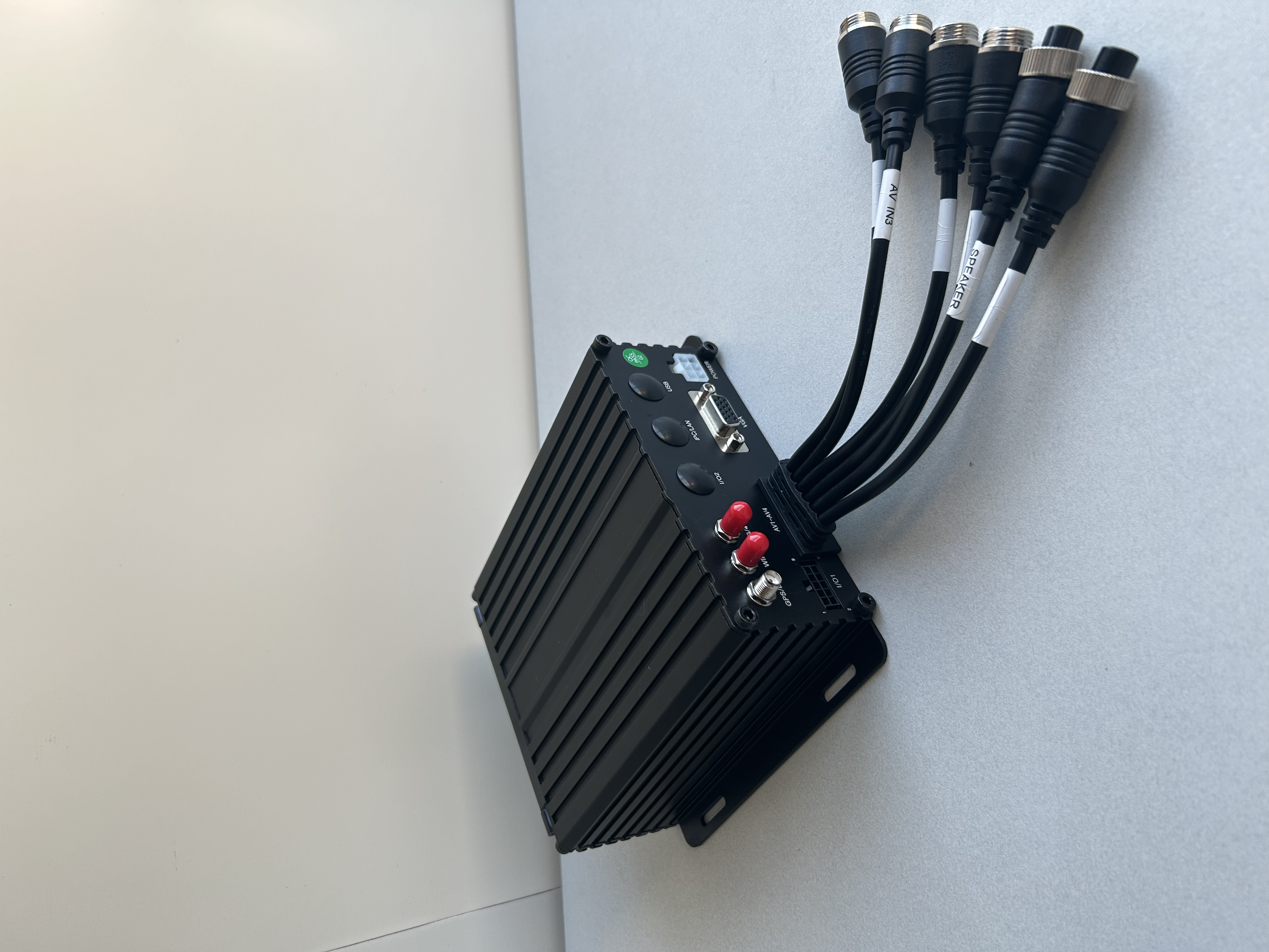 4g MDVR - 4ch 1080p, SSD/HDD+SD, 4G, GPS : (Model - MR9704E) view 5