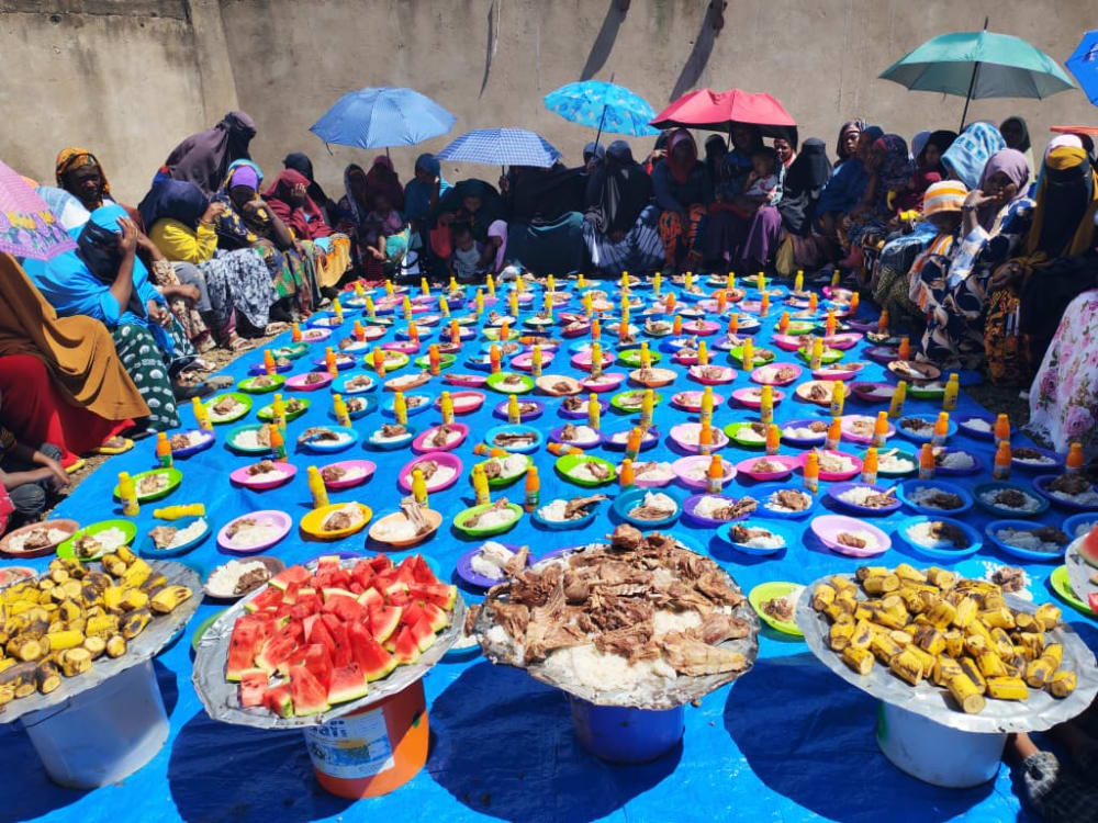 خَــروف بالطعَــام 4