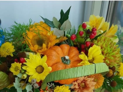 Какие цветы дарить учителям. Советы флориста