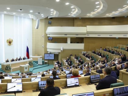 В Совете Федерации предложили давать квартиру за рождение третьего ребенка