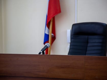 В Узловой менеджер пункта выдачи присвоил смарт-часы