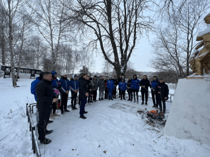 Новомосковские единороссы приняли участие в мероприятиях, приуроченных к празднованию Дня защитника Отечества