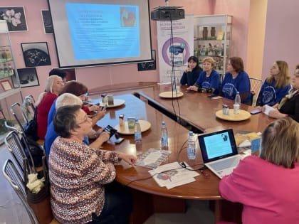 «Женское движение Единой России» организовало для тулячек антистрессовый тренинг