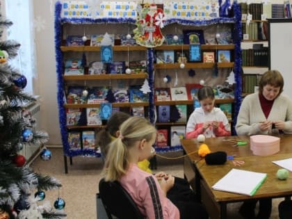 Детская библиотека: «Волшебные петельки» (6+)