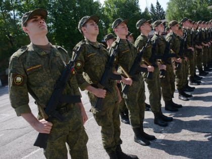 Присягнули на верность Родине