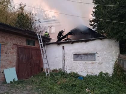 Пожарные ликвидируют возгорания в Тульской области