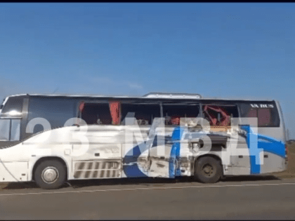 В Краснодарском крае автобус с туляками столкнулся с зерновозом