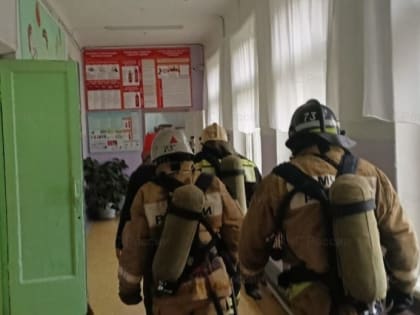 В Суворове спасатели провели противопожарные учения в школе
