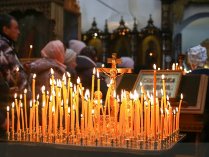 Православные новомосковцы отмечают Прощеное воскресенье