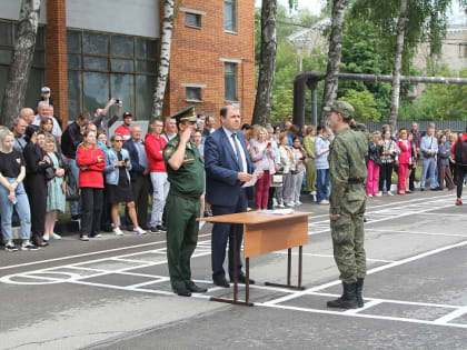 Выпускников военного учебного центра при ТулГУ поздравил Илья Беспалов