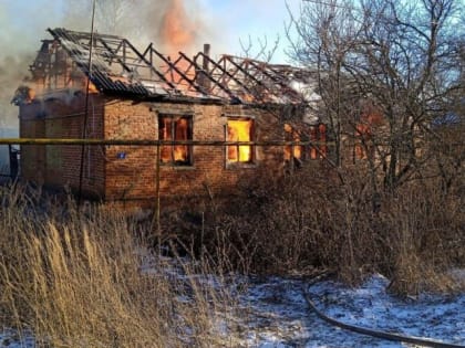 В Кимовском районе сгорел дом: пострадал 54-летний мужчина