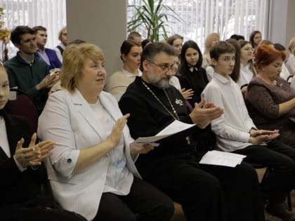 В Новомосковской библиотеке собрались «грамотеи-пушкинисты»