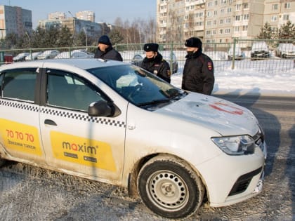 В Тульской области мошенники начали «разводить на деньги» таксистов