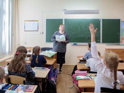 Назван уровень предлагаемых зарплат в сфере образования Тульской области