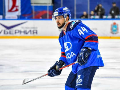 Тульский АКМ подписал защитника и нападающего с опытом выступлений в КХЛ