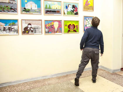 Открылась выставка работ воспитанников социально-реабилитационного центра для несовершеннолетних № 6 Узловского района