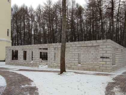 В Березовой роще начали разбирать недострой