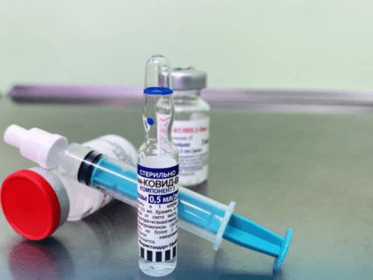 Жители Алексина теперь могут привиться от ковида назальной вакциной 