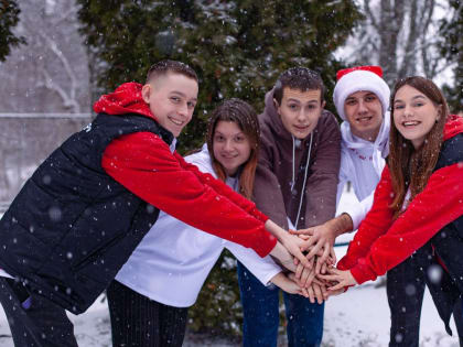 Более 300 ребят провели зимние каникулы в профильных лагерях