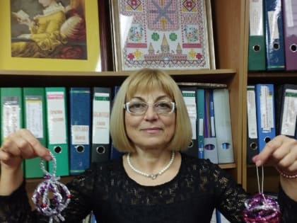 Клуб «Калейдоскоп». Украшения из синельной проволоки.