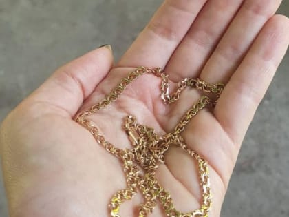 В Туле кондитер украла золотую цепочку у пьяной знакомой