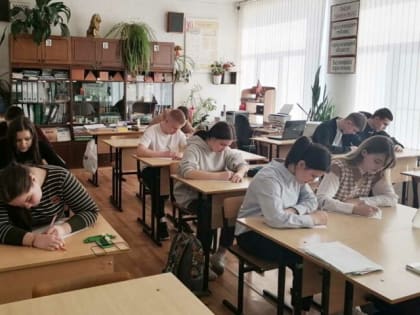 В российских школах вводятся единые программы по всем предметам