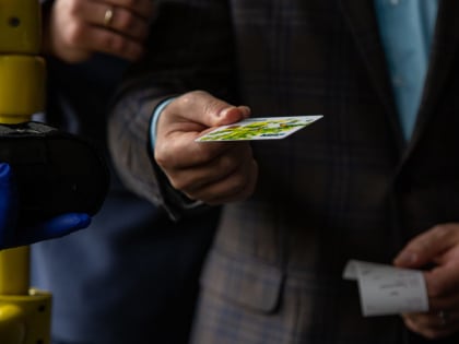 В Туле мужчина оплатил покупки чужой банковской картой