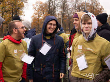 Прибежали в историю