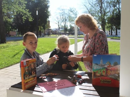 Детская библиотека: «Зайчик на пальчик» (6+)