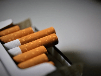 Жителя Новомосковска осудят за незаконный оборот табачных изделий