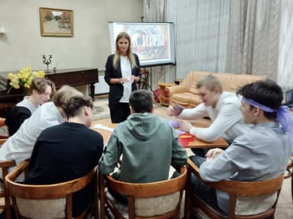 Интеллектуальная игра «Квиз-Плиз»