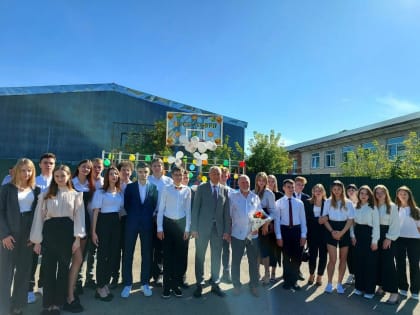 Сергей Балтабаев поздравил с Днем знаний учеников физико-математического лицея