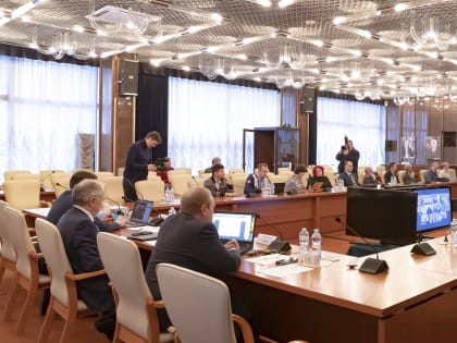 На сессии ПКК по физике конденсированных сред – о реакторе и новых проектах