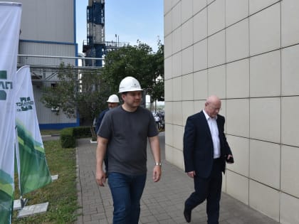Заместитель Министра промышленности и торговли Российской Федерации Михаил Юрин посетил предприятия химической отрасли региона