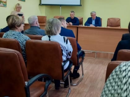 Дмитрий Федотов вместе с жителями Пролетарского округа обсудил вопросы участия в проекте «Наш город»