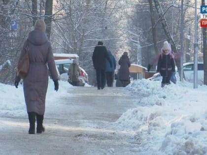 Пришел обширный и глубокий циклон, который открыл доступ для холодного воздуха с северных широт, а также добавил тропосферного холода.