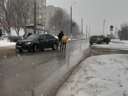 Напротив наркологического диспансера произошло ДТП