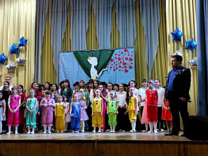 Концертная программа “Весна, цветы и комплименты”