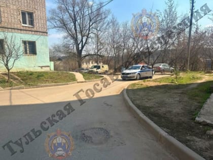 В Алексине бронированный автомобиль сбил 64-летнего мужчину