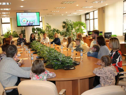 Торжественная церемония награждения участников творческих мастер-классов «Сохраняя традиции» для детей с ограниченными возможностями здоровья