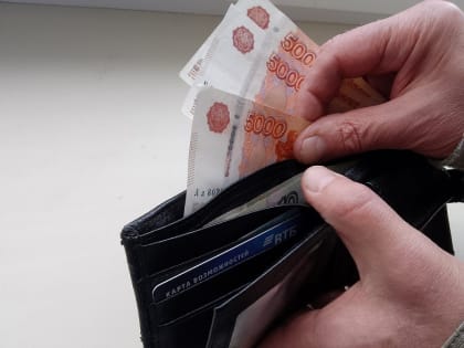 Новомосковец пытался дать взятку сотруднику ГИБДД: возбуждено уголовное дело