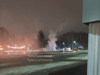 В Центральном парке Тулы загорелась торговая палатка