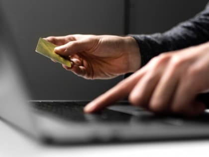 В России начнут контролировать денежные переводы граждан