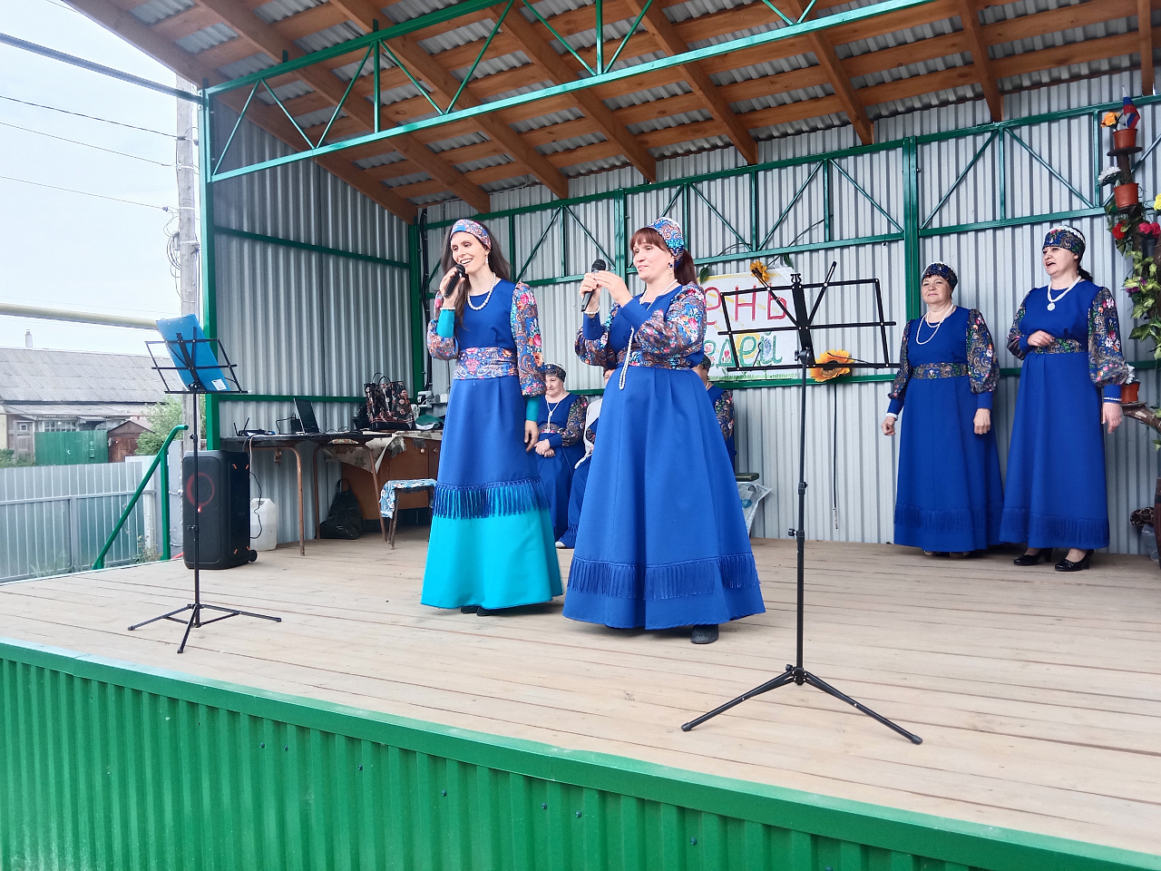 По соседству мы живем песня. Кимовск Карачево. ДК Майский Тульская. Фанема Фортекс Карачево Черкесия. День соседей праздник у ДК.